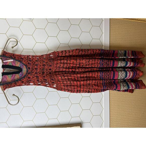 Free People Red Rare Hearts Crochet Sweater Tunic Dress - Size - Medium - Picture 9 of 9